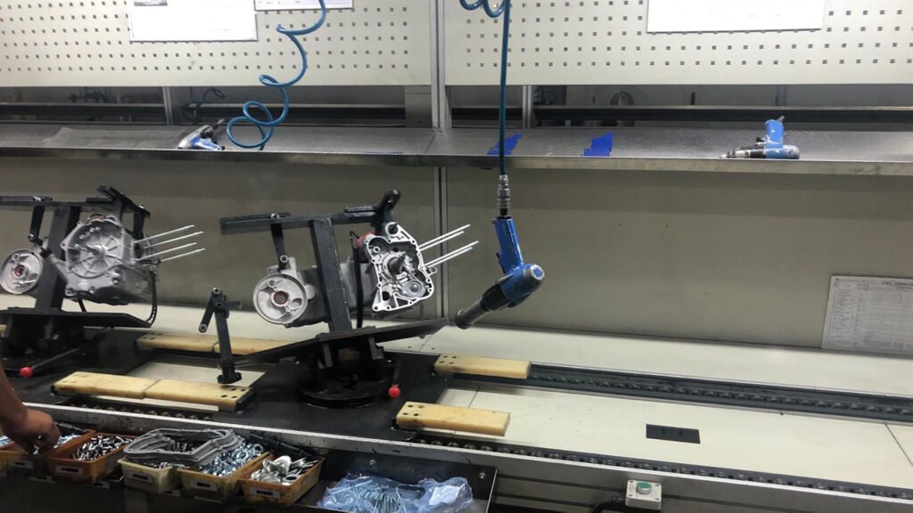 engine assembly line