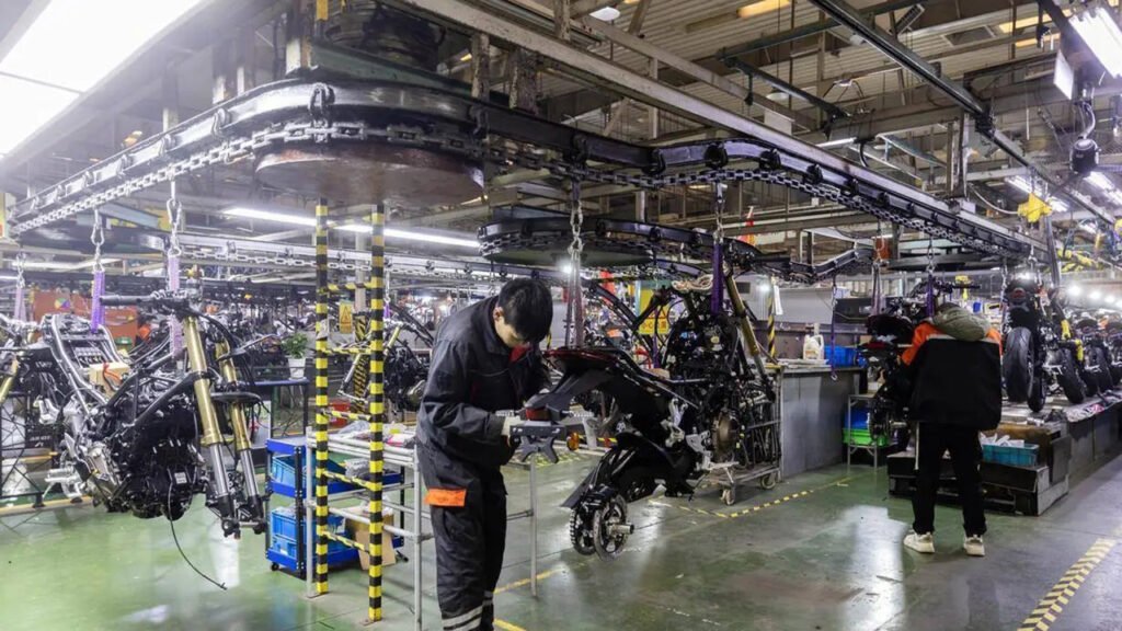 motorcycle production line assembly line overhead conveyor