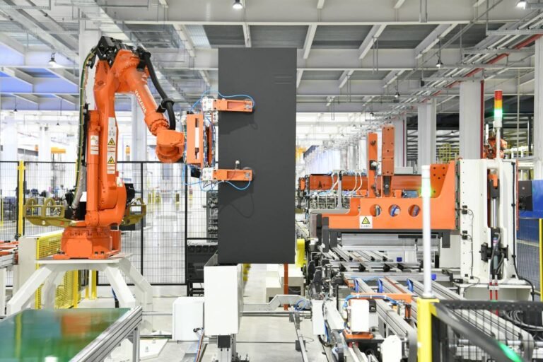 Characteristics of a Refrigerator Assembly Line—What are the Characteristics of the Fridge Assembly Line?